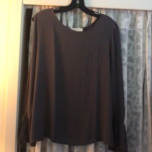 Blouse. Grey. Like new